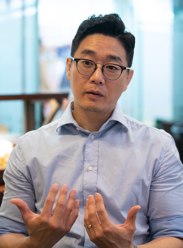 데이비드 한(David Ham)은 넴 코인에 이서 